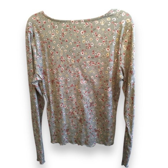 Sage Green Floral Long-Sleeve - Picture 2 of 3